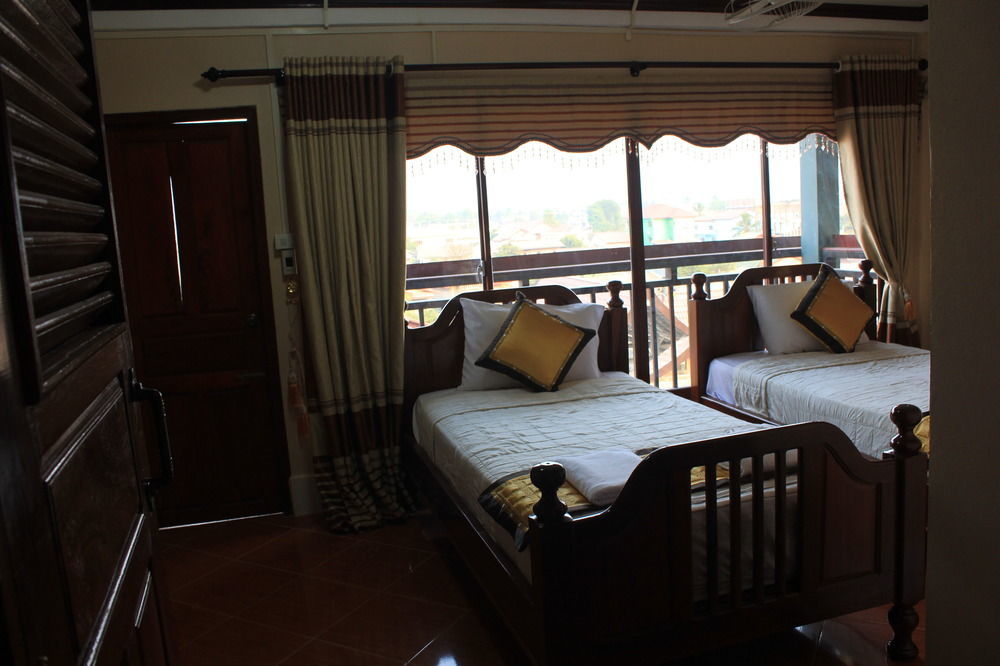 Mountainview Riverside Boutique Hotel Vang Vieng Exteriör bild