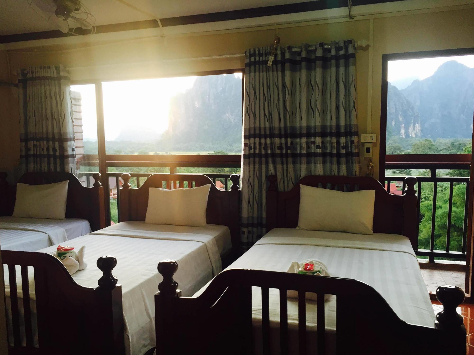Mountainview Riverside Boutique Hotel Vang Vieng Exteriör bild